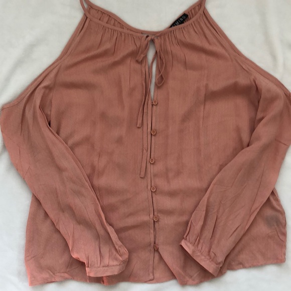 Timing Tops - open shoulder blouse